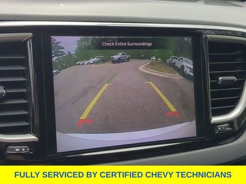 Used 2023 Chrysler Pacifica Touring-L FWD image 32
