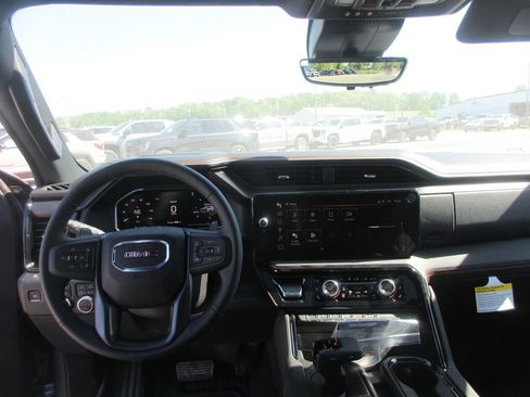 New 2026 GMC Sierra 1500 AT4 AWD/4WD image 19