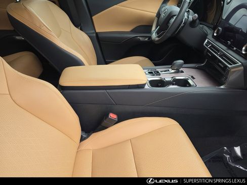 Certified 2024 Lexus RX 350 image 32