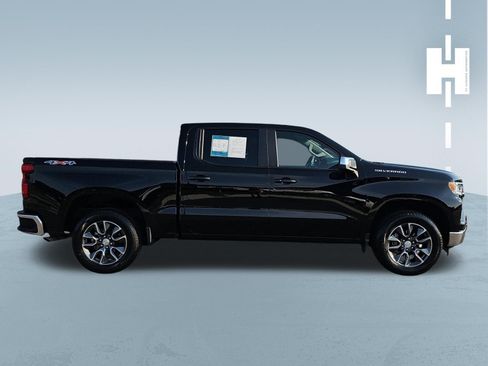 Used 2023 Chevrolet Silverado 1500 LT AWD/4WD image 3