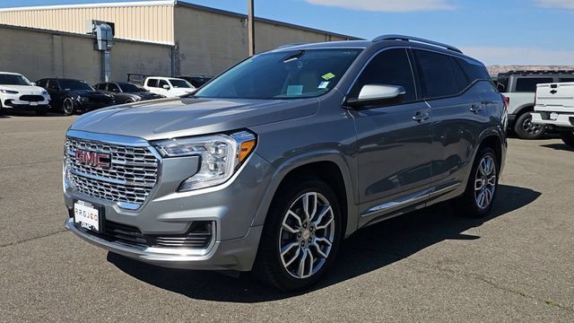 Used 2023 GMC Terrain Denali AWD/4WD image 5