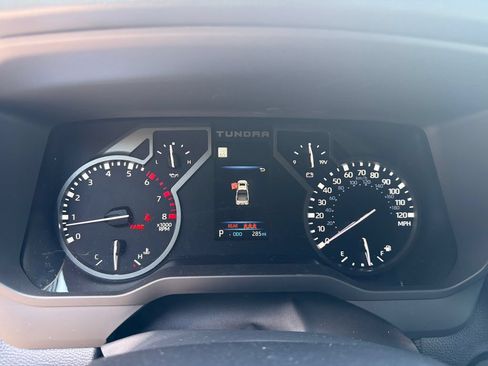 New 2026 Toyota Tundra SR5 AWD/4WD image 32