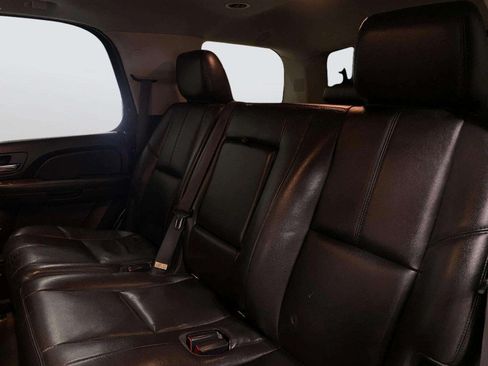Used 2013 Chevrolet Tahoe LT w/ Luxury Package AWD/4WD image 25
