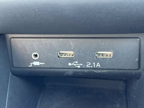 Used 2021 Subaru Outback Limited XT w/ Popular Package #2 AWD/4WD image 39