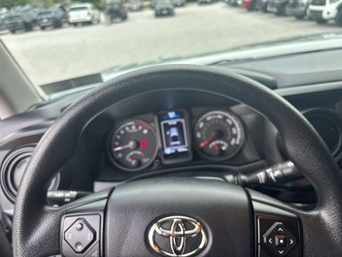 Used 2023 Toyota Tacoma SR AWD/4WD image 31
