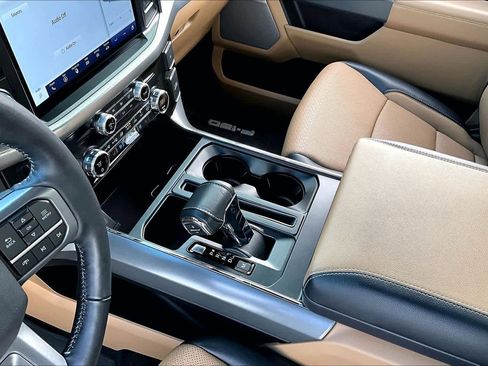 Used 2021 Ford F150 Lariat w/ Equipment Group 502A High image 17