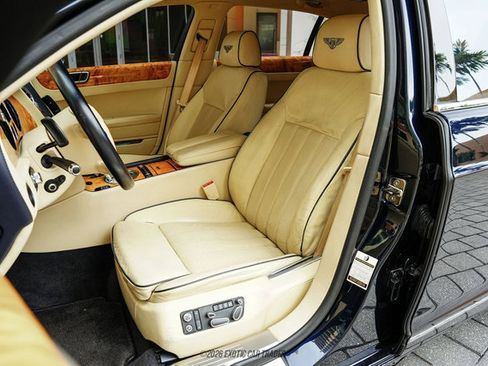 Used 2010 Bentley Flying Spur Flying Spur AWD/4WD image 39