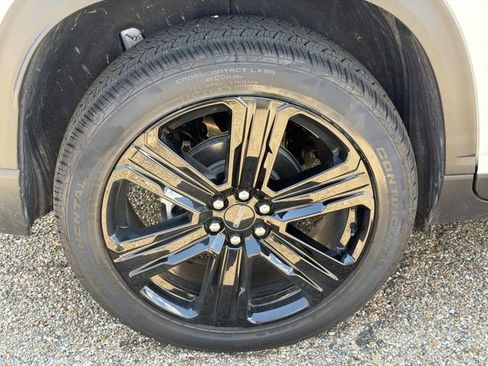 Used 2026 GMC Acadia Elevation w/ Black Edition FWD image 5
