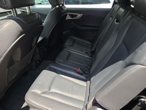 Used 2019 Audi Q7 2.0T Premium Plus w/ Premium Plus Package AWD/4WD image 8