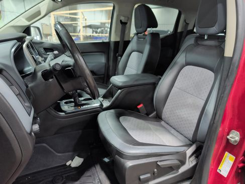 Used 2019 Chevrolet Colorado Z71 image 8