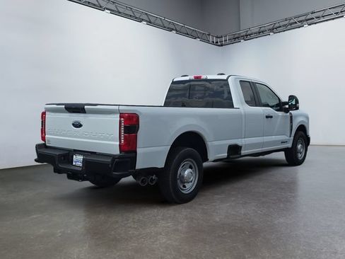 Used 2024 Ford F350 XL w/ 360-Degree Camera Package RWD image 5