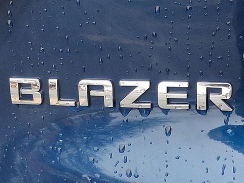 Used 2022 Chevrolet Blazer LT image 32