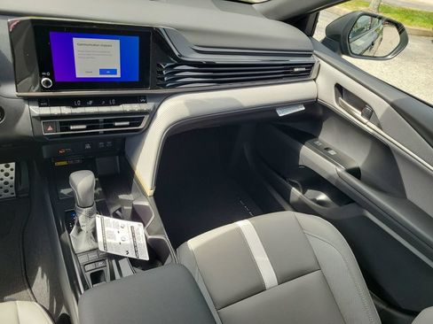 New 2026 Toyota Camry SE w/ Convenience Package FWD image 28