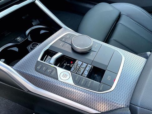 Used 2025 BMW M340i RWD image 17