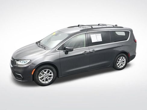 Used 2022 Chrysler Pacifica Touring-L image 23