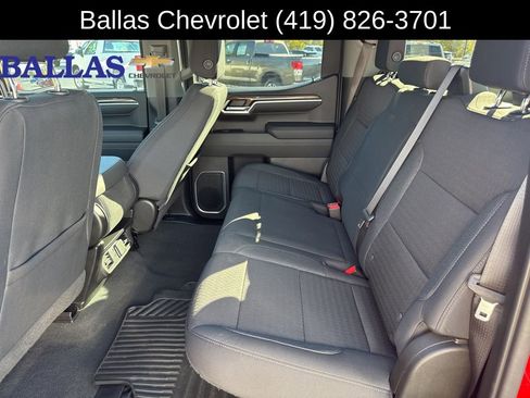 Certified 2022 Chevrolet Silverado 1500 LT AWD/4WD image 4