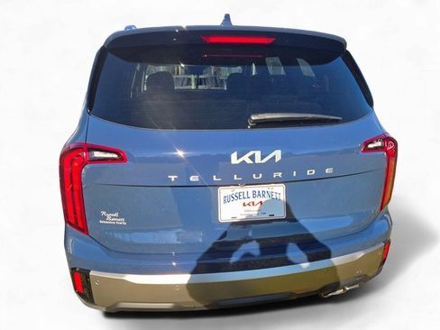 New 2025 Kia Telluride S image 22