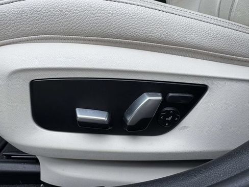 Used 2019 BMW 540i xDrive w/ M Sport Package AWD/4WD image 24
