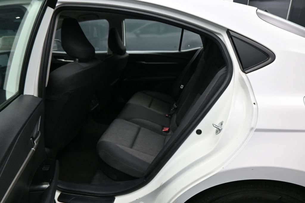 Used 2025 Toyota Camry LE FWD image 25