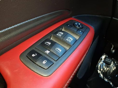 Used 2022 Dodge Durango R/T w/ Blacktop Package image 28