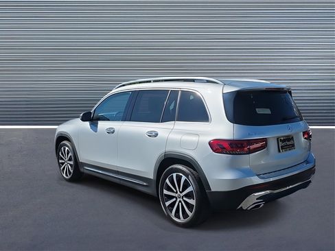 Used 2022 Mercedes-Benz GLB 250 image 4