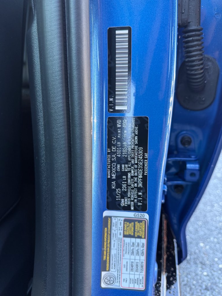 Used 2025 Kia K4 GT-Line FWD image 35