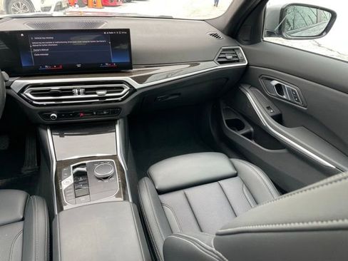 Used 2023 BMW 330i xDrive Sedan w/ Premium Package image 11