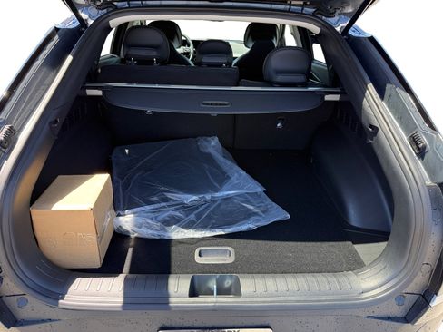 New 2026 Kia EV6 Light RWD image 17