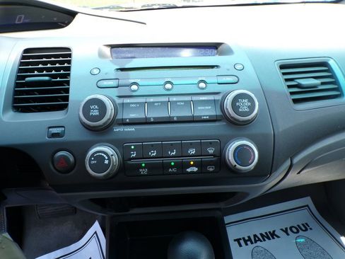 Used 2009 Honda Civic DX-VP image 35