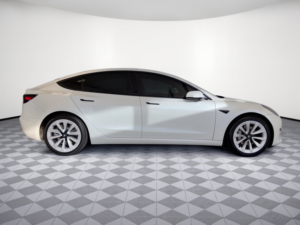 Used 2022 Tesla Model 3 RWD image 8