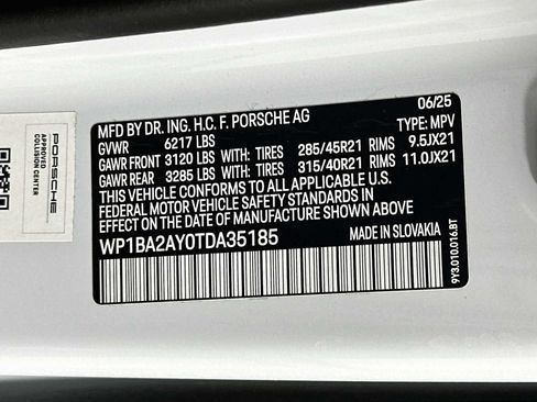 Certified 2026 Porsche Cayenne Coupe AWD/4WD image 33