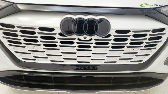 Used 2024 Audi Q8 e-tron Prestige w/ Prestige Package AWD/4WD image 23