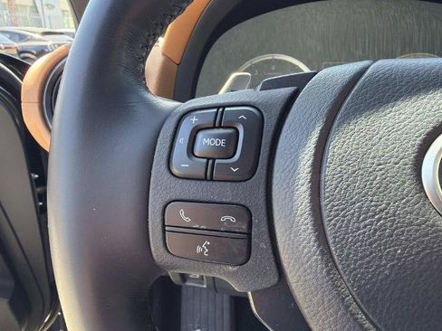 Used 2023 Lexus IS 300 w/ Comfort Package RWD image 18
