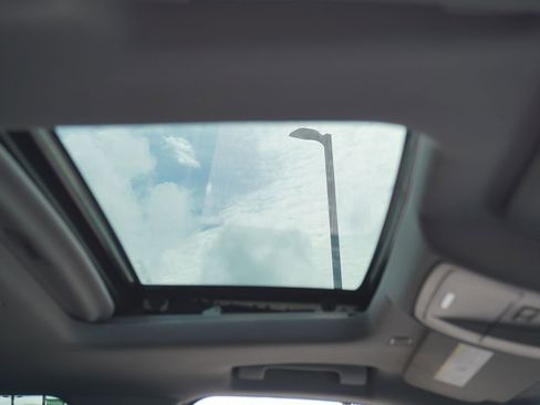 Used 2017 GMC Yukon Denali w/ Open Road Package image 15