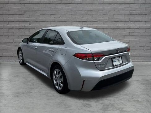 Used 2024 Toyota Corolla LE FWD image 5