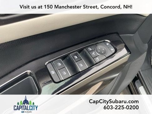 Used 2022 Nissan Pathfinder Platinum w/ Cargo Package AWD/4WD image 13