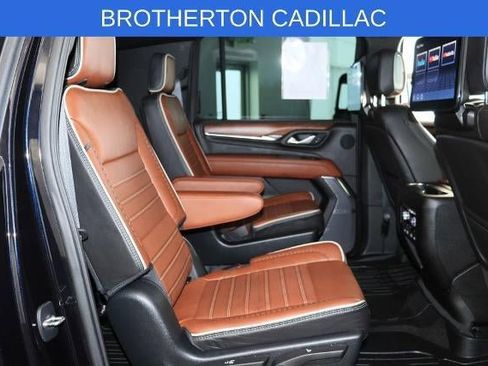Used 2023 GMC Yukon XL Denali Ultimate AWD/4WD image 34