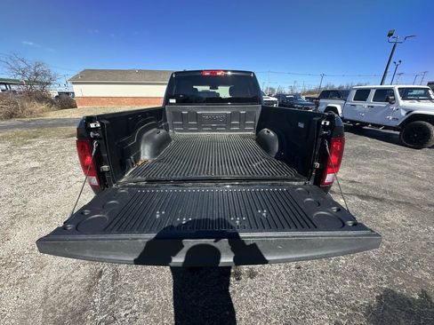 Used 2024 RAM 1500 Classic SLT image 22