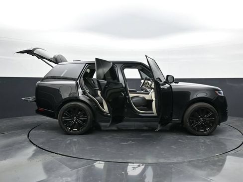 Used 2024 Land Rover Range Rover Autobiography AWD/4WD image 47