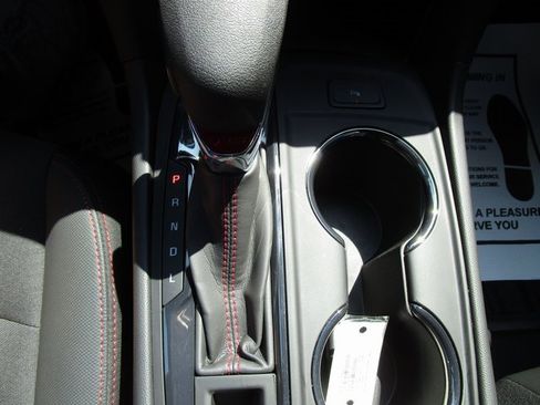 Certified 2023 Chevrolet Equinox RS w/ LPO, Floor Liner Package image 21