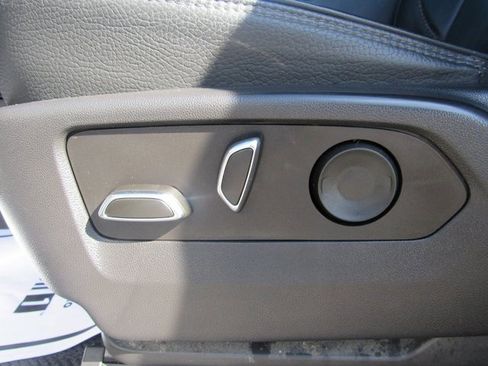 Certified 2022 GMC Sierra 1500 Denali image 14