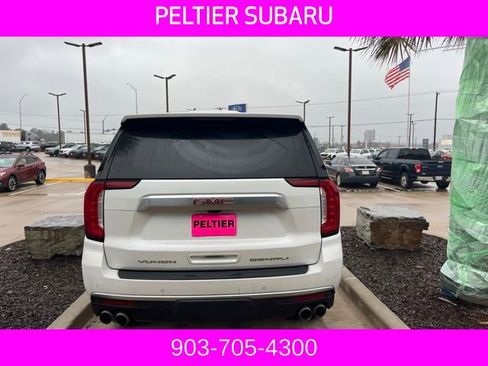 Used 2021 GMC Yukon Denali w/ Denali Premium Package image 18