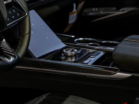 Used 2026 Cadillac Escalade V w/ LPO, ONYX Package image 54