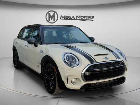 Used 2017 MINI Cooper Clubman S image 11