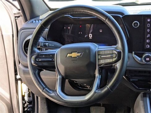 Used 2024 Chevrolet Colorado LT w/ LT Convenience Package III image 18
