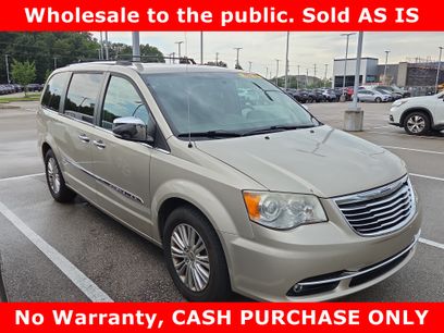 Used 2013 Chrysler Town & Country Limited