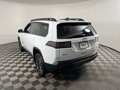Used 2026 Jeep Cherokee Limited AWD/4WD image 5