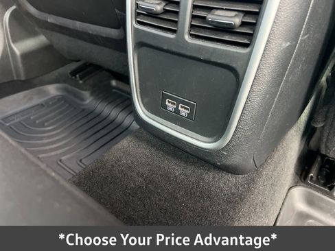 Used 2015 Dodge Charger SXT image 18