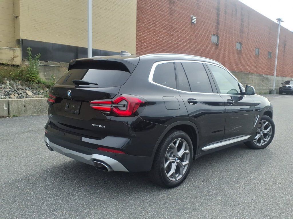Used 2024 BMW X3 xDrive30i w/ Premium Package AWD/4WD image 6