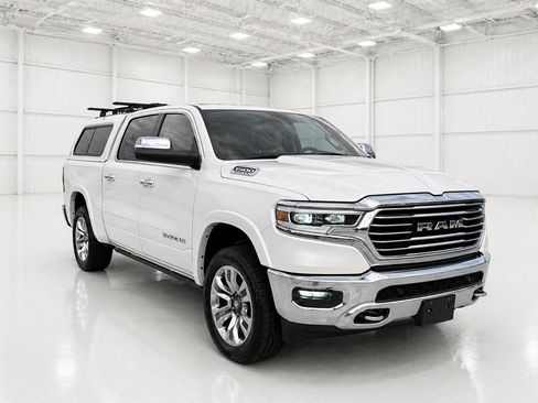 Used 2019 RAM 1500 Limited AWD/4WD image 4